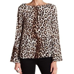 Karen Kane chiffon bell sleeve blouse Sz L